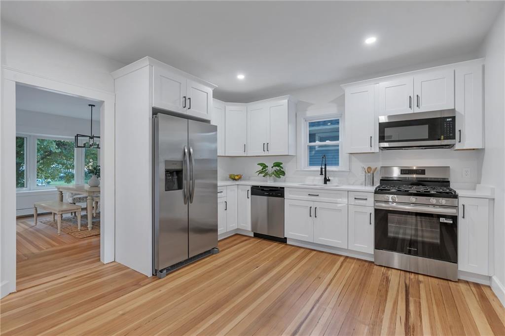 92 Bartlett Avenue Property Photo 3