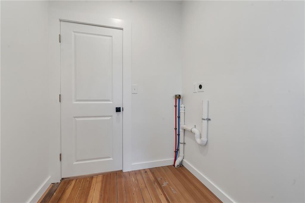 92 Bartlett Avenue Property Photo 10
