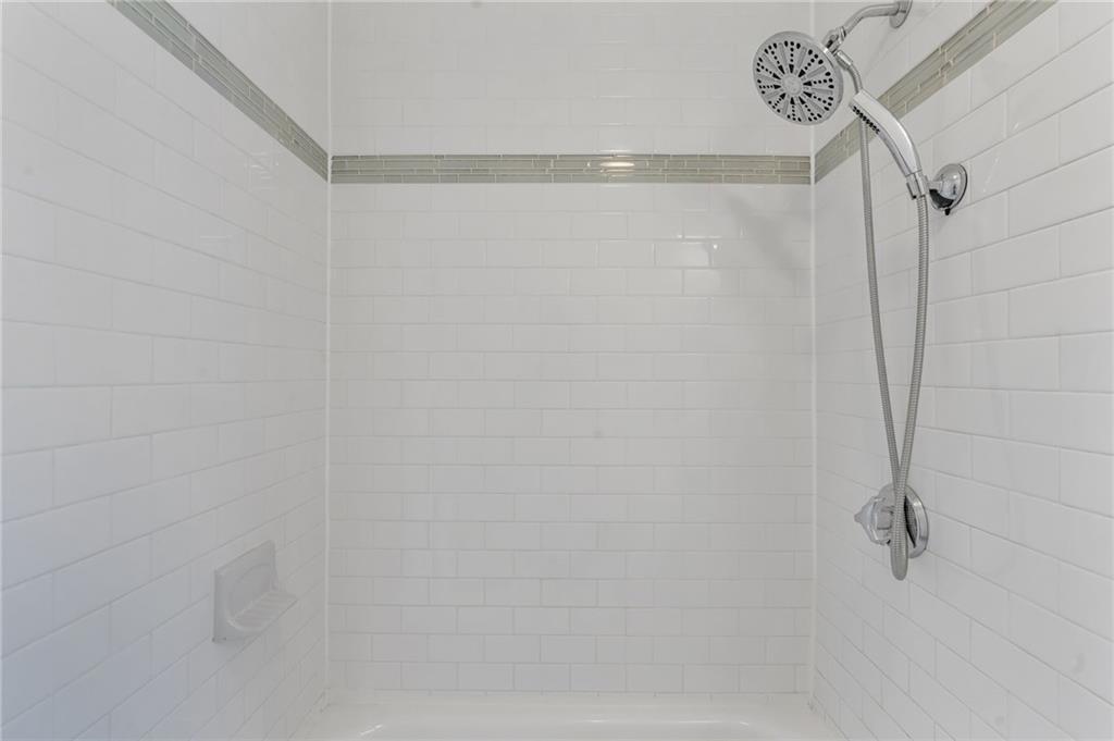 92 Bartlett Avenue Property Photo 25