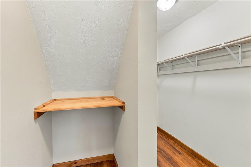 220 Willow Street Unit 1 Property Photo 11