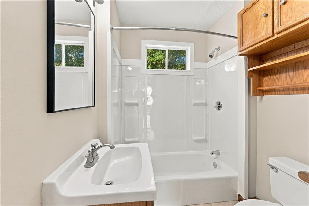 220 Willow Street Unit 1 Property Photo 14