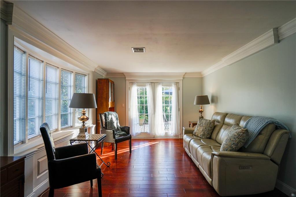 6 Tryon Avenue Property Photo 12