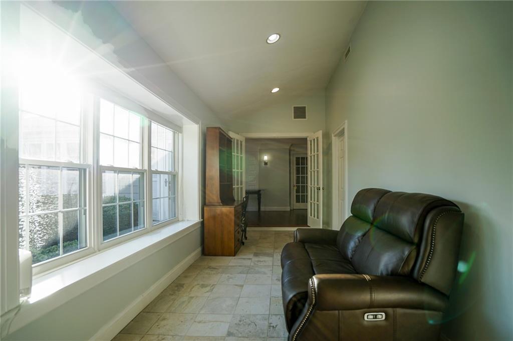 6 Tryon Avenue Property Photo 22
