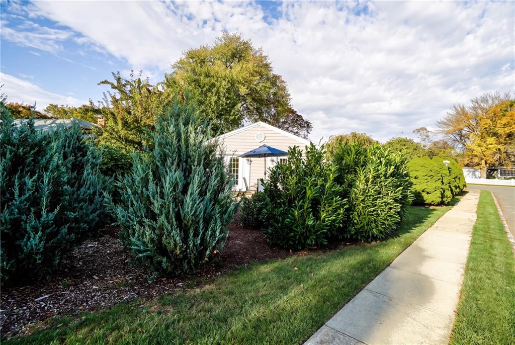 6 Tryon Avenue Property Photo 35