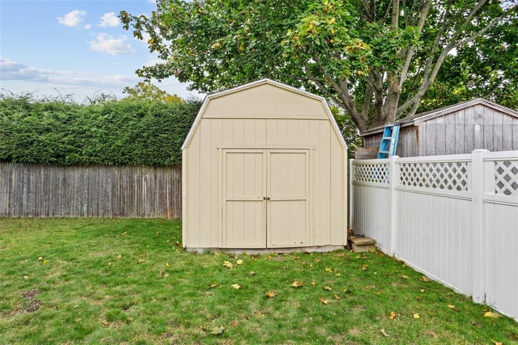 62 Sweetfern Road Property Photo 7