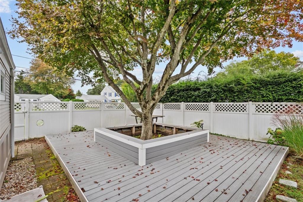 62 Sweetfern Road Property Photo 12