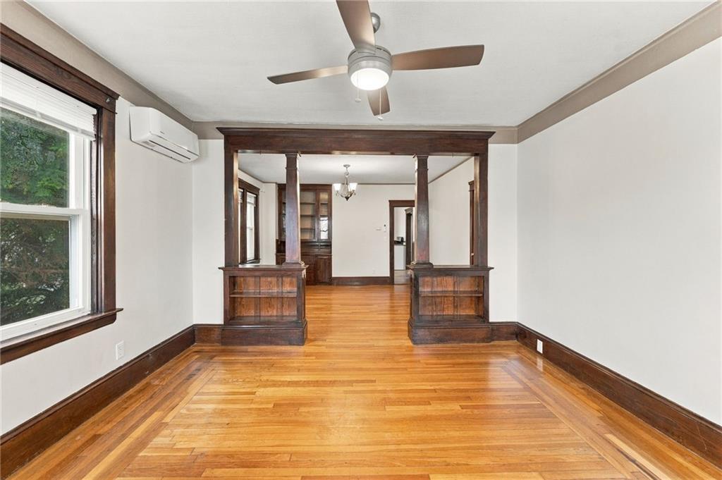 580 Admiral Street Property Photo 32