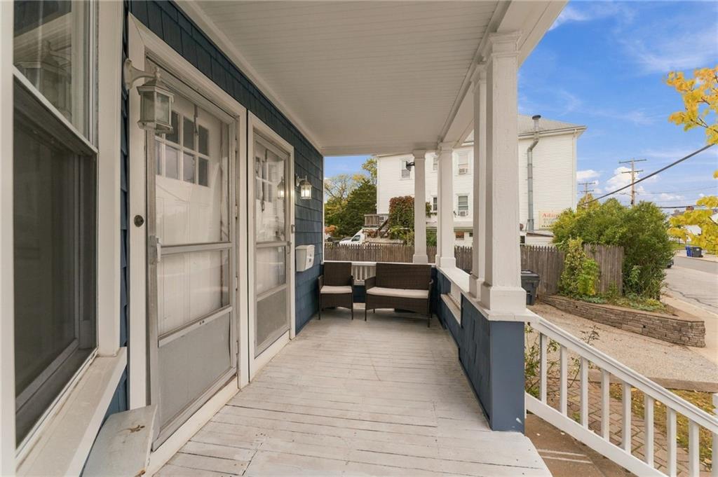 580 Admiral Street Property Photo 44