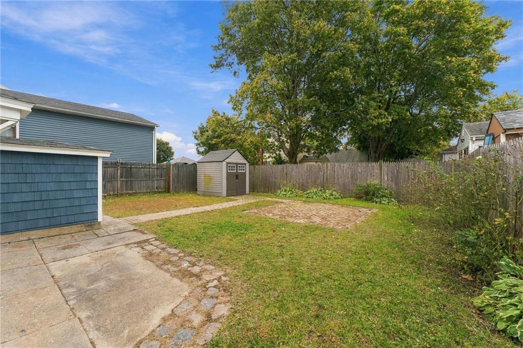 580 Admiral Street Property Photo 49