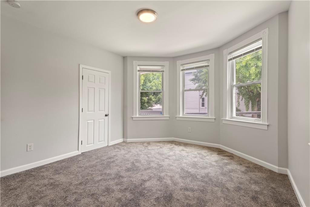 660 Douglas Avenue Property Photo 10