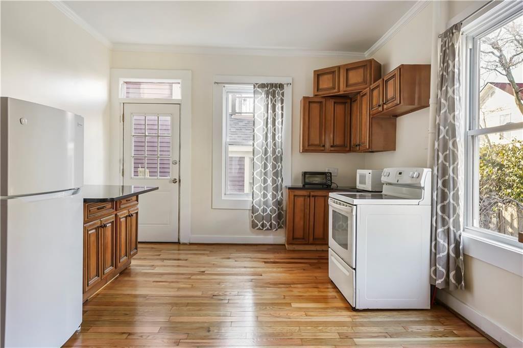 32 Ann Street Unit 1 Property Photo 7