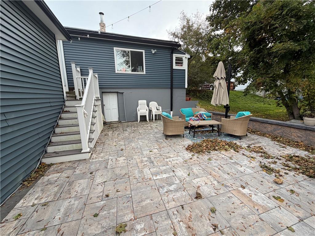 2169 Mineral Spring Avenue Property Photo 4