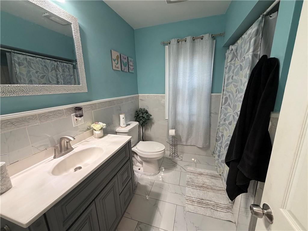 2169 Mineral Spring Avenue Property Photo 10