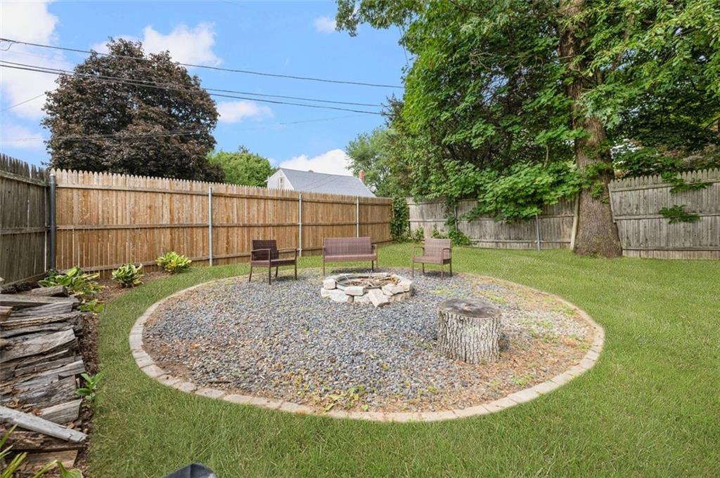 120 Tampa Street Property Photo 6
