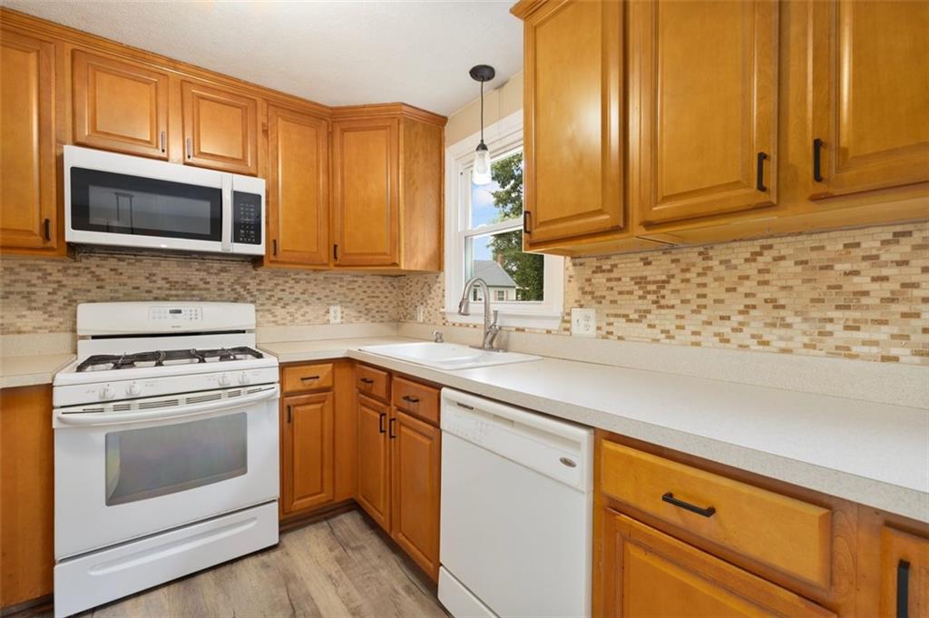 120 Tampa Street Property Photo 13