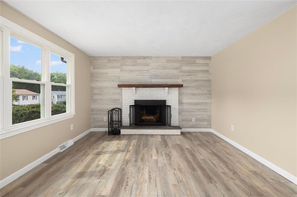 120 Tampa Street Property Photo 15