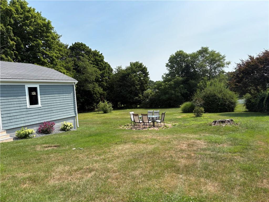 202 Lincoln Street Property Photo 10