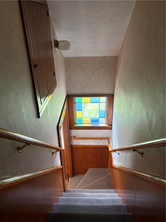 202 Lincoln Street Property Photo 27