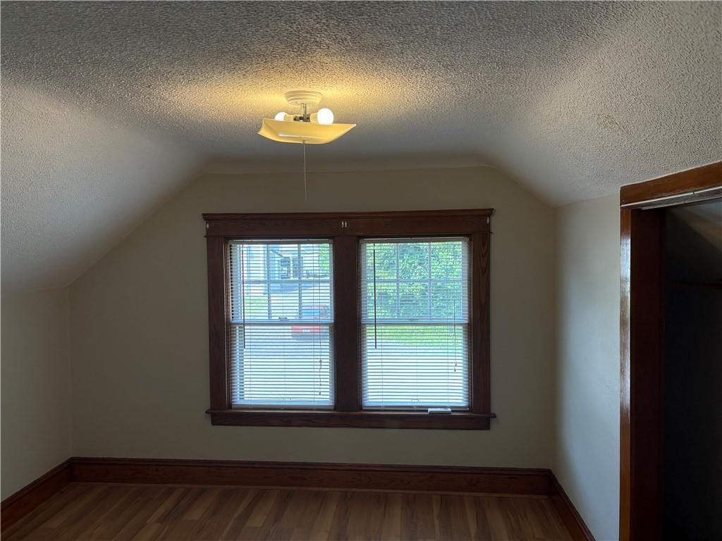 202 Lincoln Street Property Photo 28