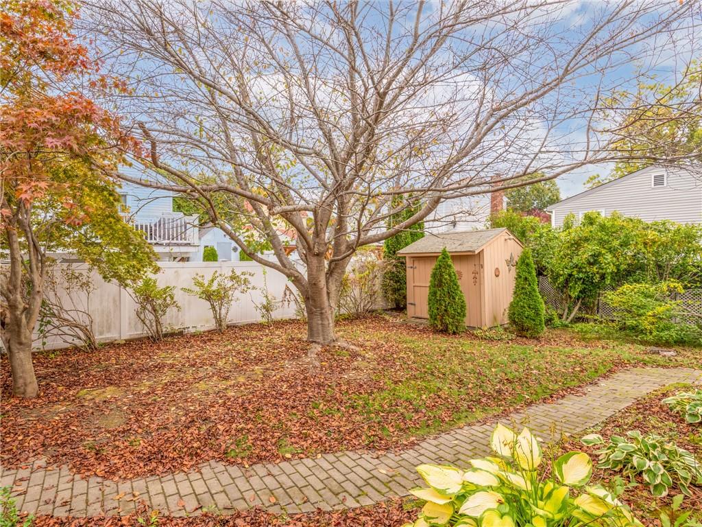 62 Beacon Street Property Photo 8