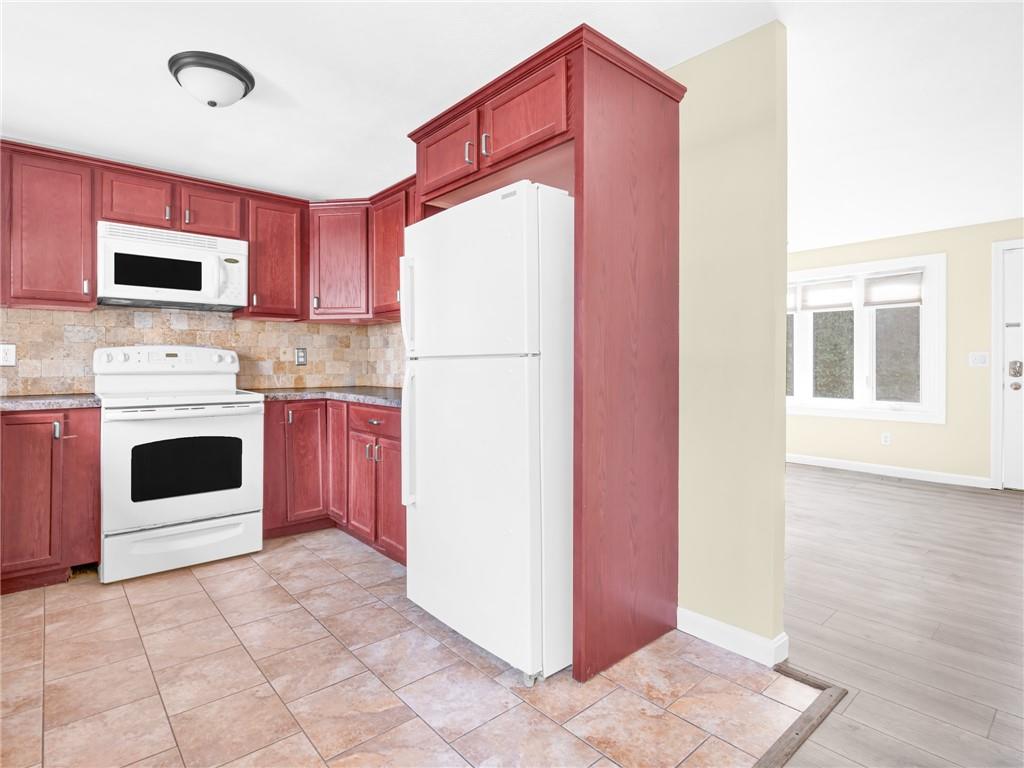 62 Beacon Street Property Photo 22