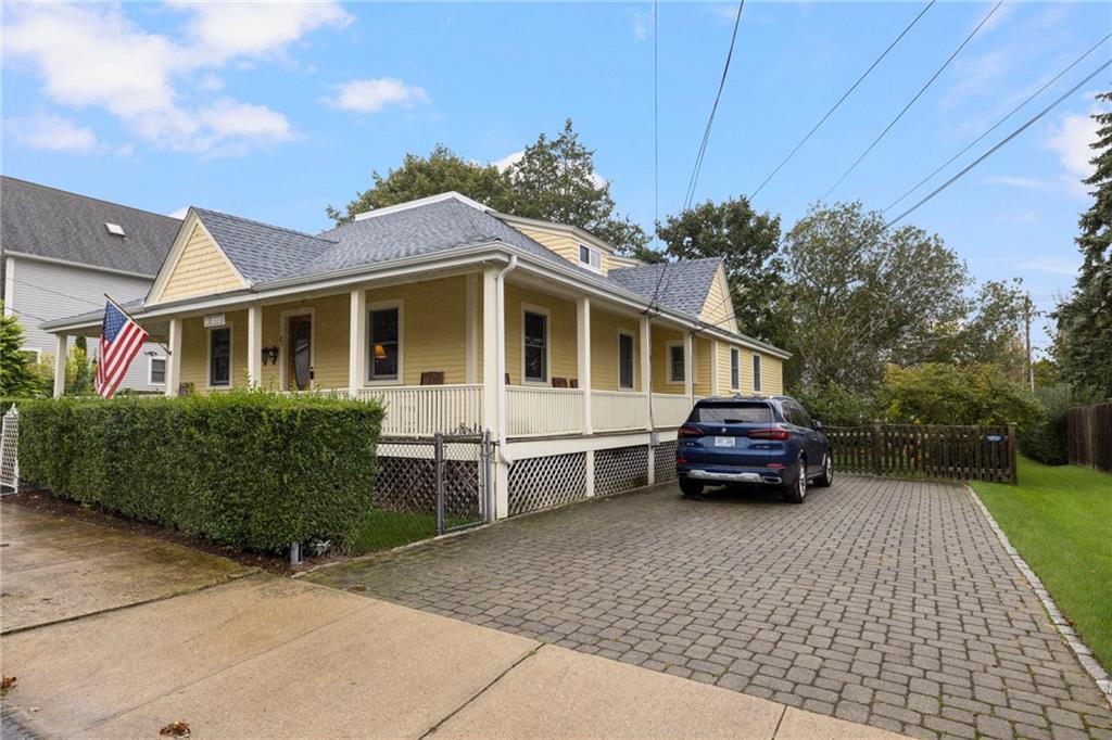 21 Vaughan Avenue UNIT 2 Property Photo 1