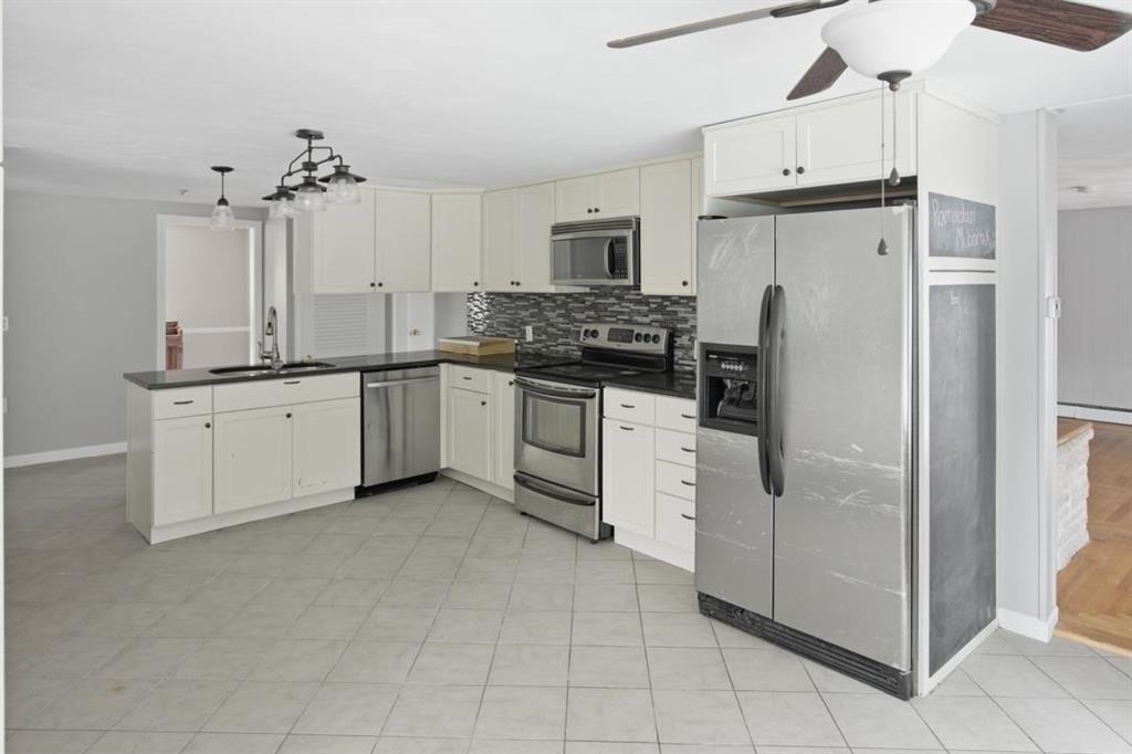 12 Buttonwood Drive Property Photo 4