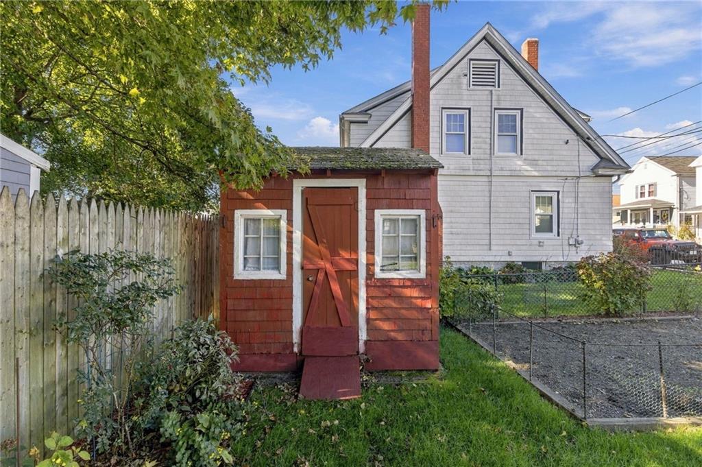 23 Kinsman Street Property Photo 6