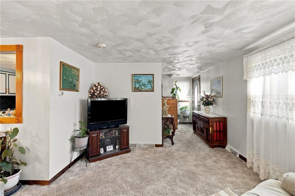 23 Kinsman Street Property Photo 20