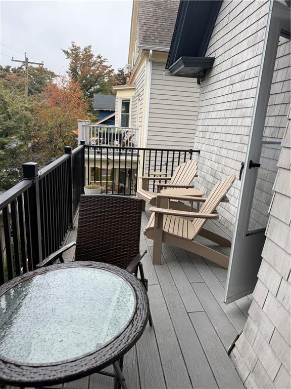 550 Hope Street Property Photo 15