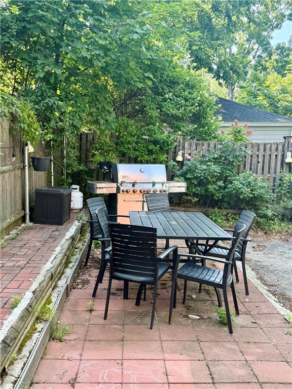 550 Hope Street Property Photo 17
