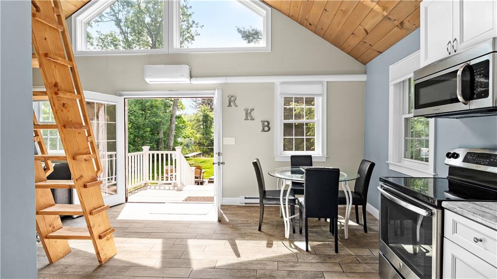 110 Vine Street Property Photo 8