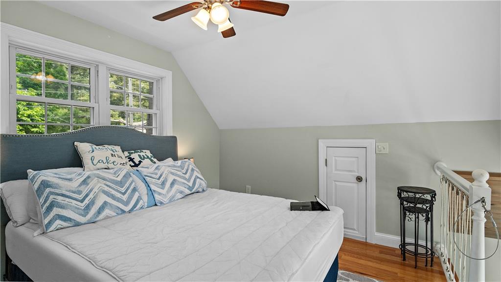 110 Vine Street Property Photo 14