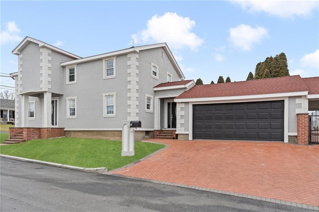 45 Hazelwood Avenue Unit 2 Property Photo 1