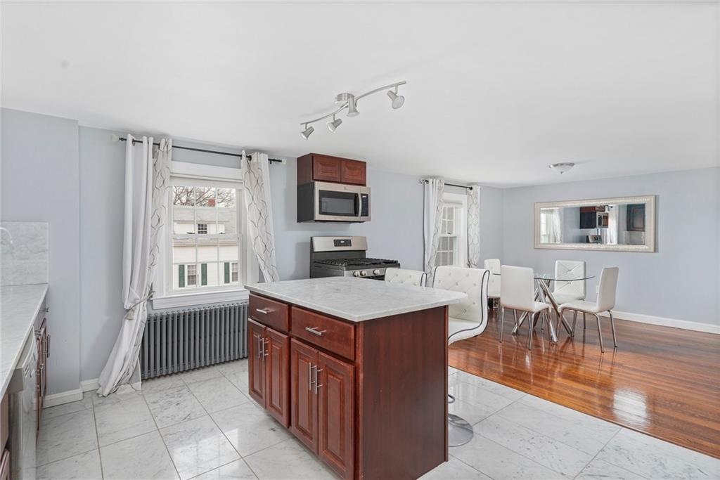 45 Hazelwood Avenue Unit 2 Property Photo 6