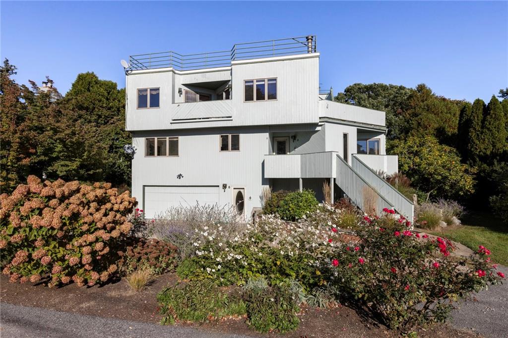 8 Pond View Avenue Property Photo 3