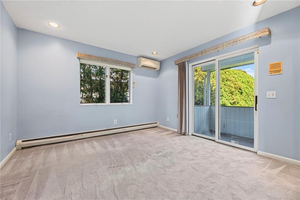8 Pond View Avenue Property Photo 8