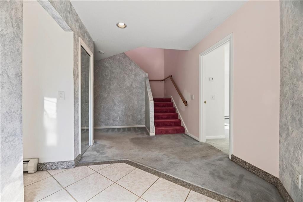 8 Pond View Avenue Property Photo 16