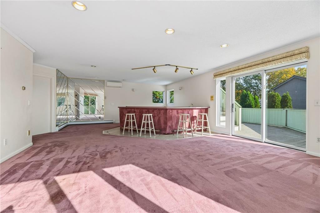 8 Pond View Avenue Property Photo 17