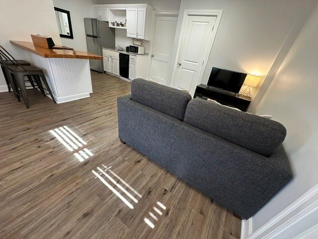580 Thames Street Unit B203 Property Photo 2