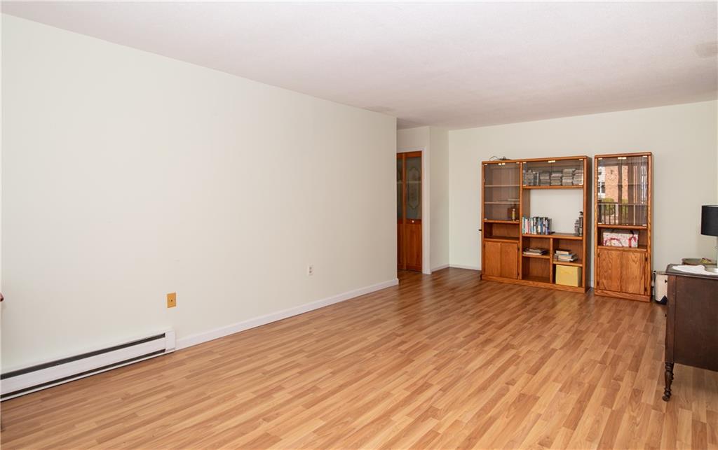 37 Bullocks Point Avenue Unit 1b Property Photo 9