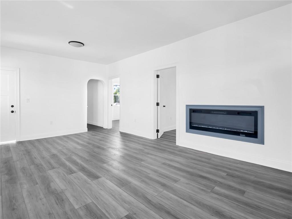 6 Shafter Street Property Photo 16