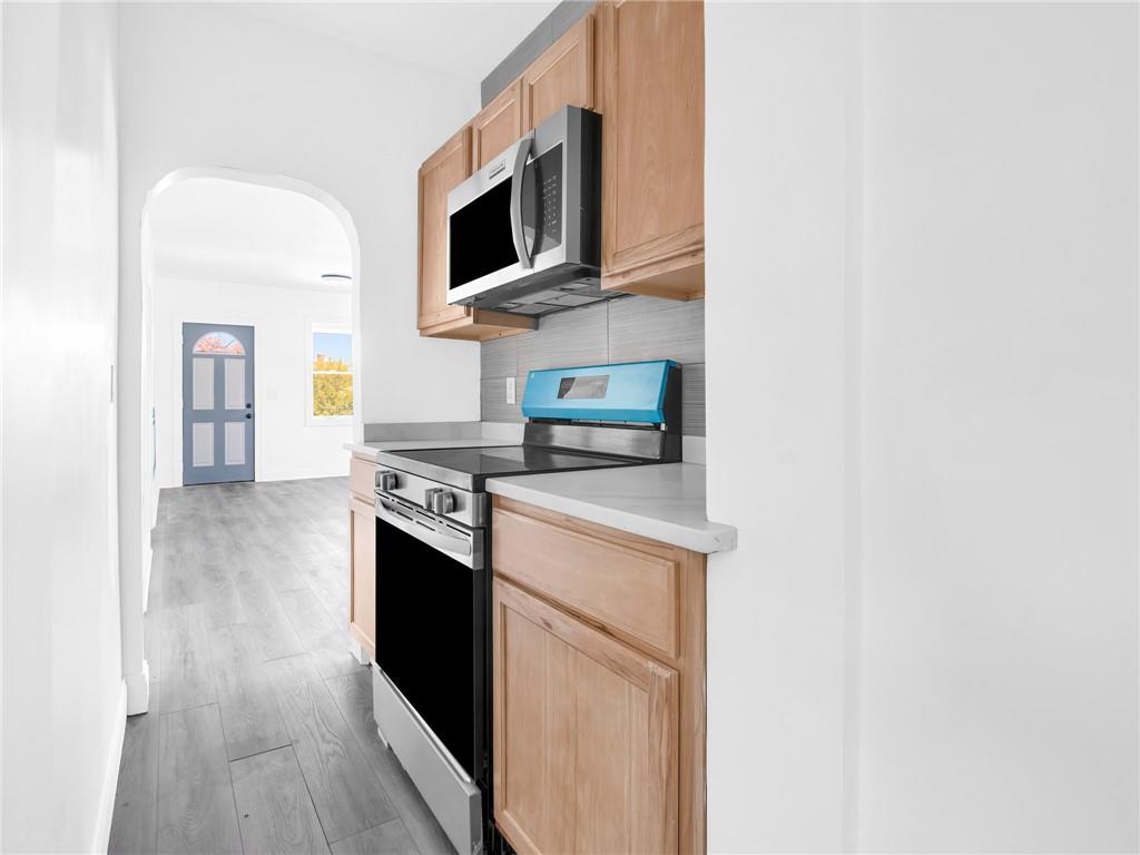 6 Shafter Street Property Photo 17