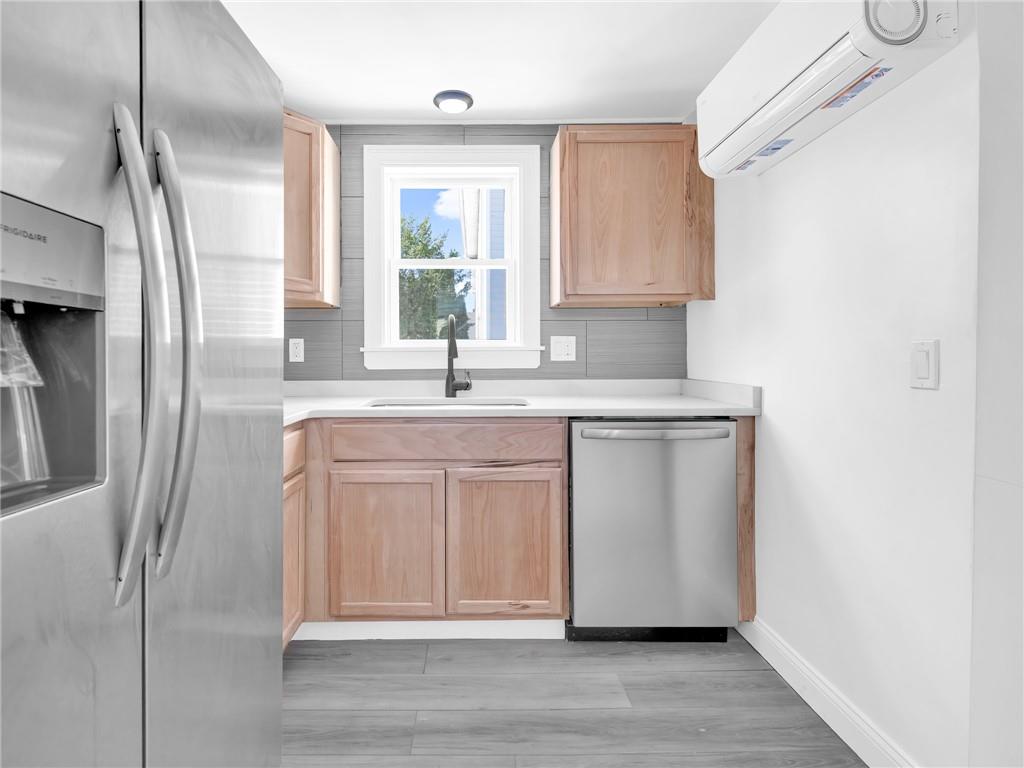 6 Shafter Street Property Photo 19