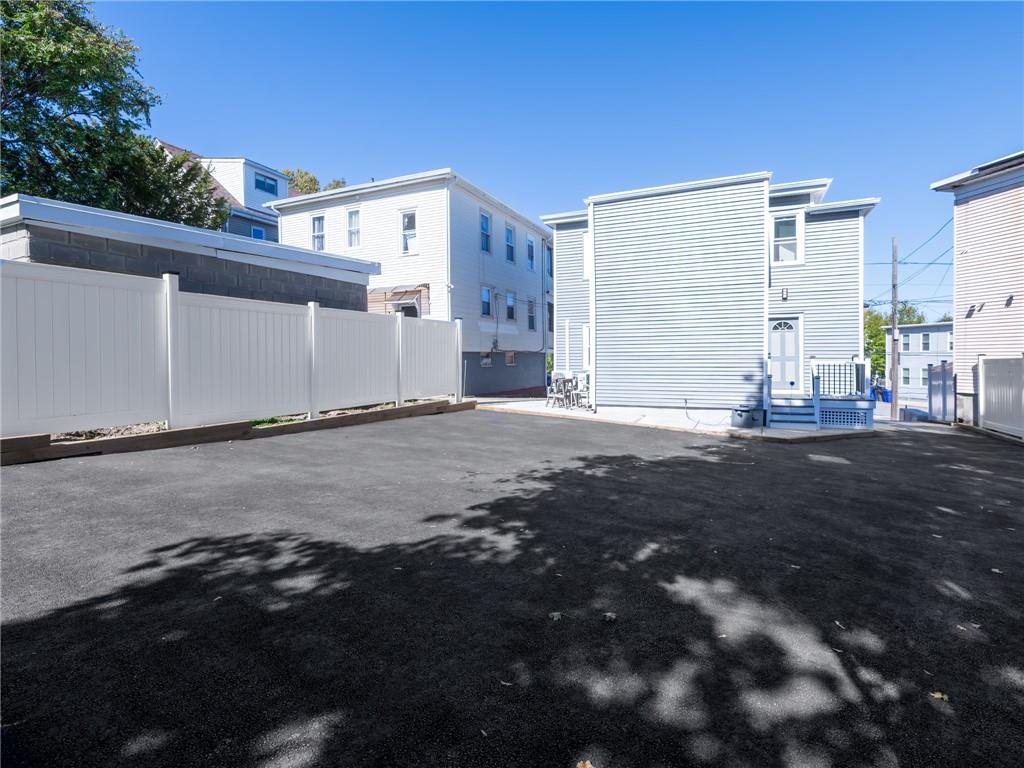 6 Shafter Street Property Photo 24