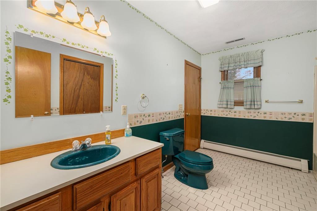 24 Digiulio Drive Property Photo 18