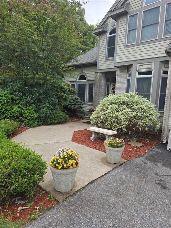 4 Jason's Grant Drive Property Photo 3