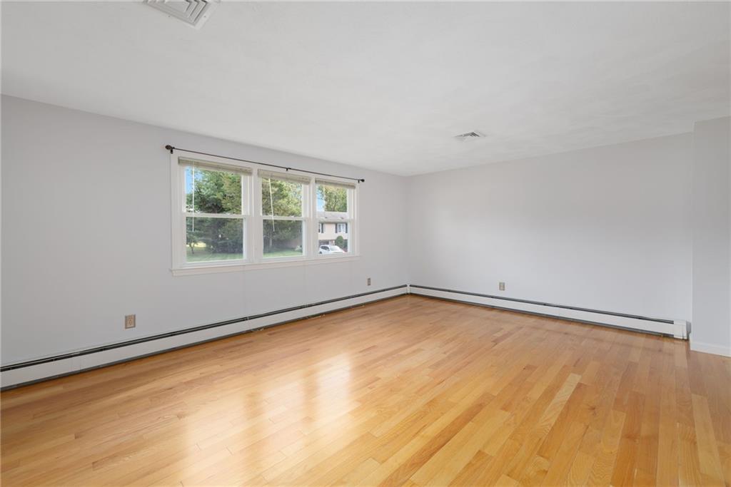 1 Midlands Drive Property Photo 6