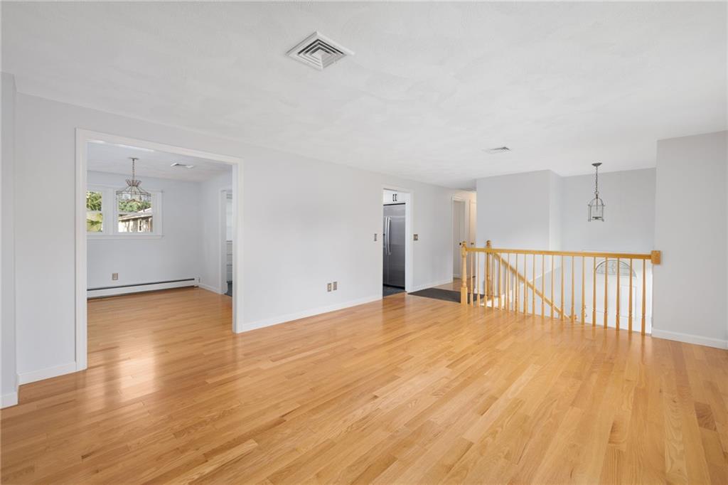 1 Midlands Drive Property Photo 7