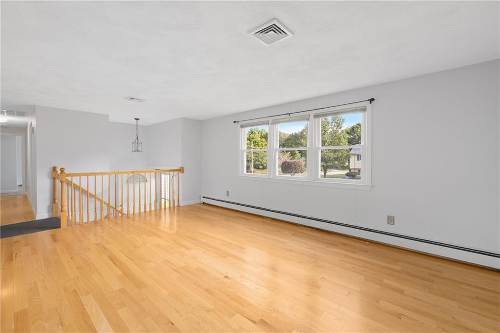 1 Midlands Drive Property Photo 8